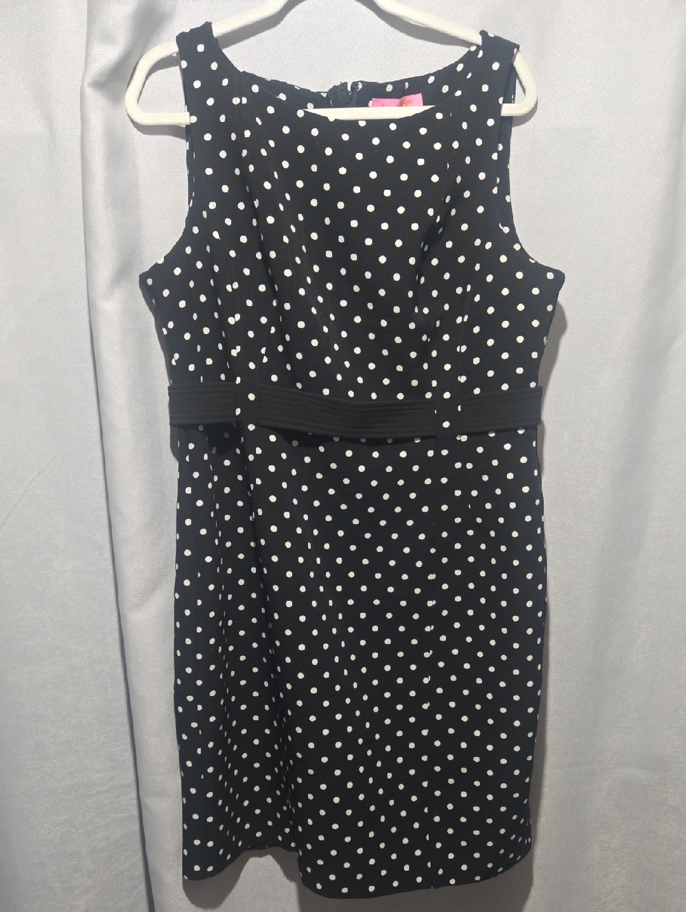 Black and White Polka Dot Sleeveless Shift Dress